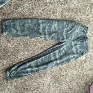 camo joggers
